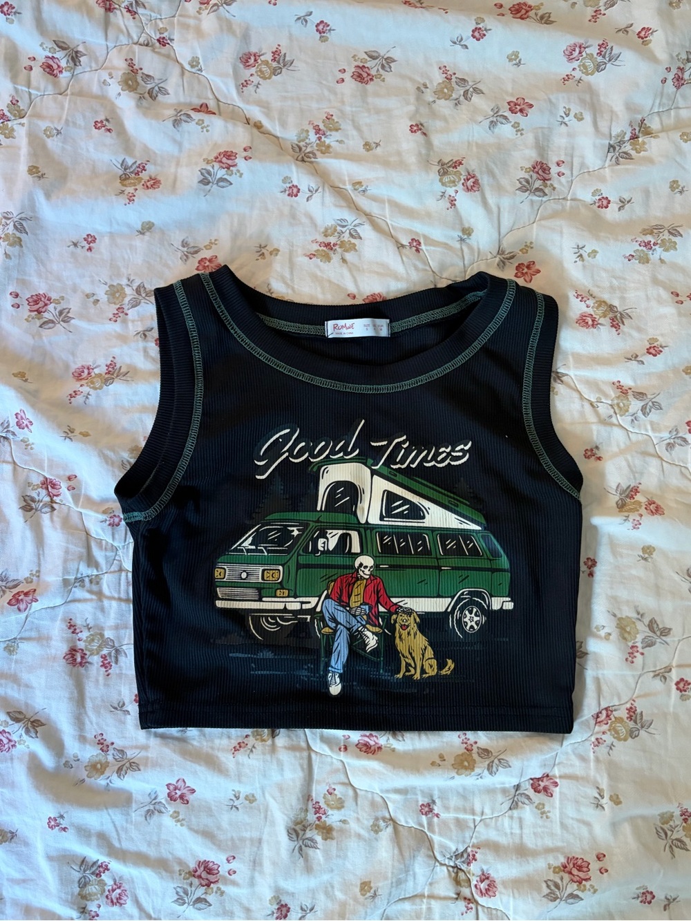 ROMWE Black Ribbed Crop Tank with Green Camper Graphic